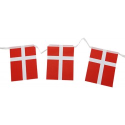 Flagguirlande med danske A5-flag på 2,5 meter til fest og fødselsdag.